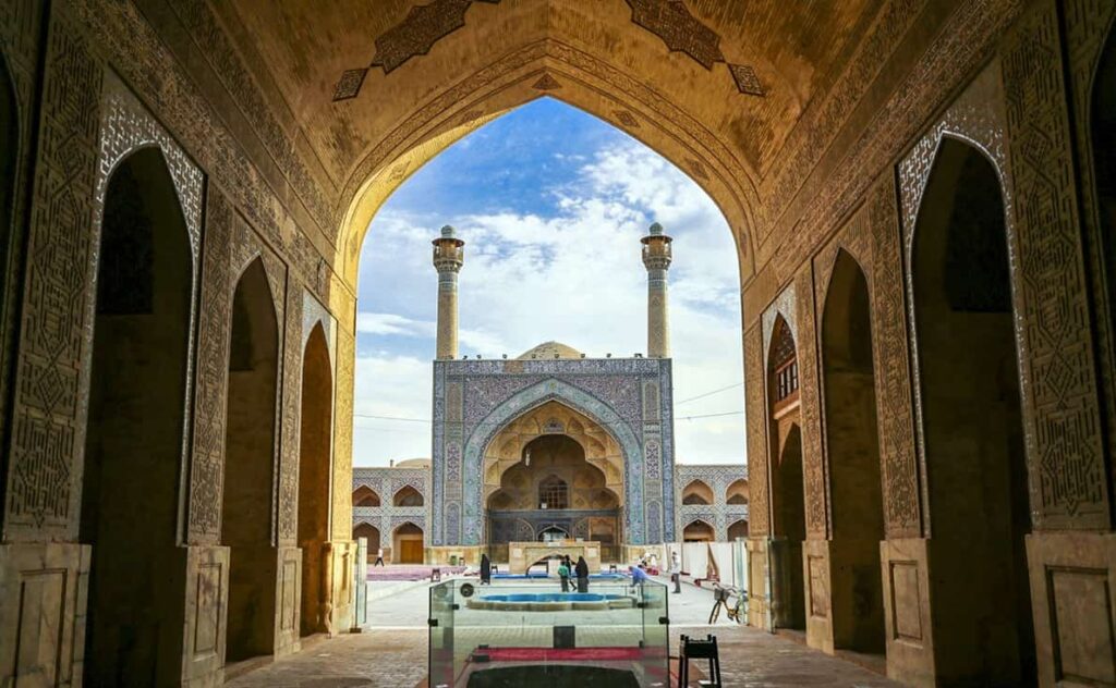 Jame mosque, Isfahan attraction, Travel to Iran, Iran tour, Iran travel agency,