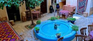 Parhami Traditional House3