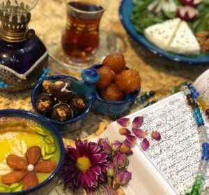 Iftar-table-Iranian-Fast-Religiously-During-Ramadan